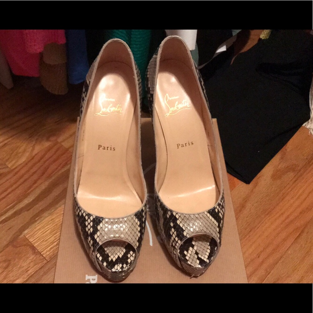 Christian Louboutin python hyper prive 39